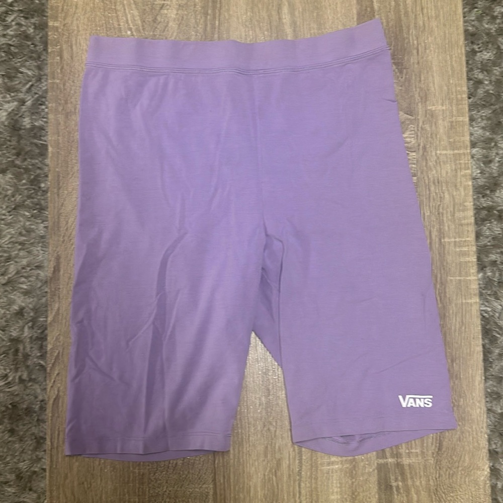 VANS FLYING V VIOLET BIKE SHORTS WOMEN’S Size Large